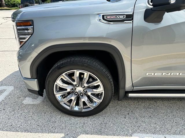 Used 2025 GMC Sierra 1500 Denali w/ Denali Reserve Package AWD/4WD image 92