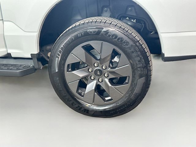 Certified 2024 Ford F150 Lightning Lariat image 32