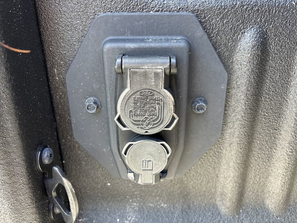 Certified 2025 Ford F250 King Ranch AWD/4WD image 33