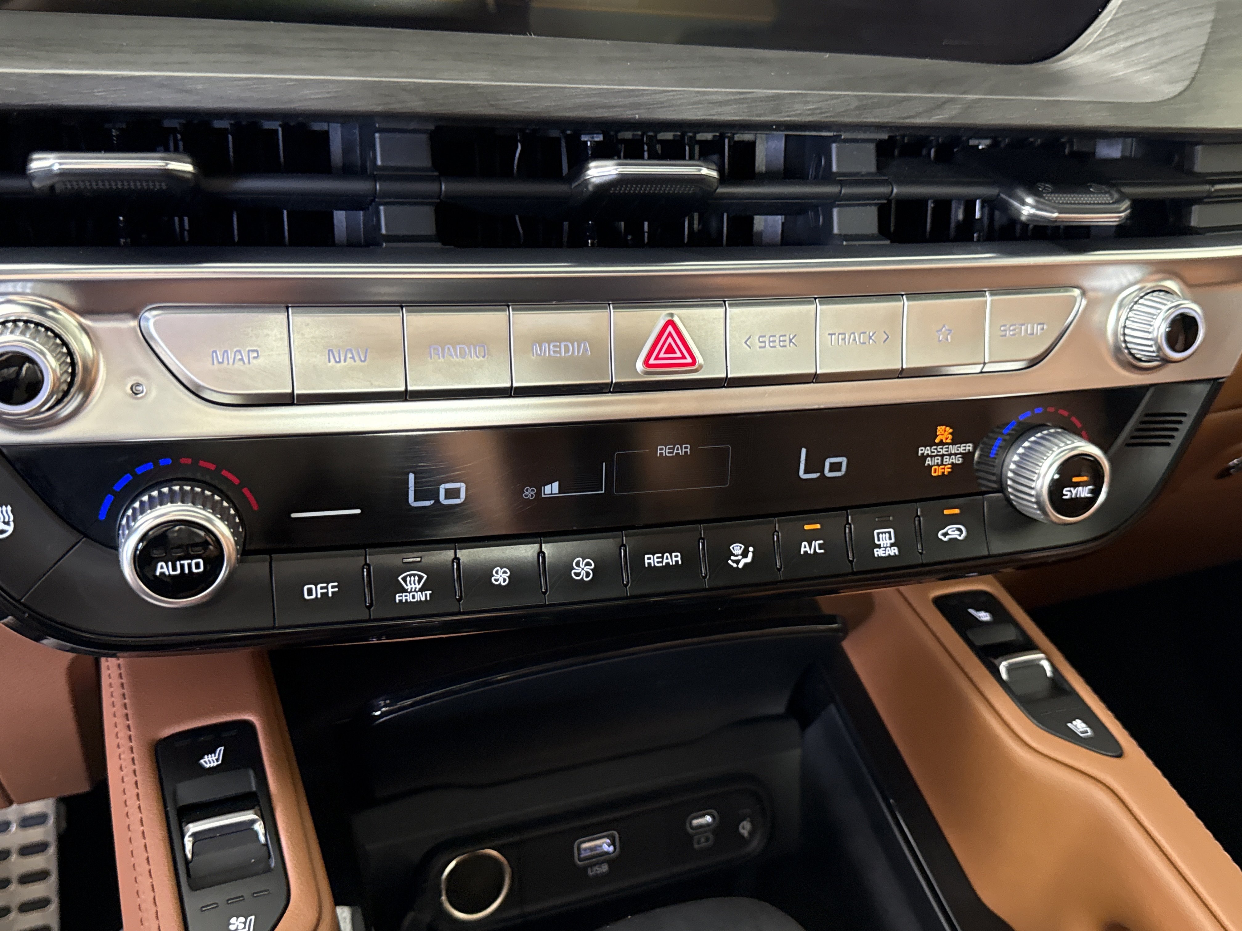 Used 2023 Kia Telluride SX X-Line AWD/4WD image 23