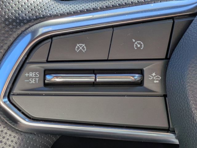 Used 2025 Chevrolet Equinox EV LT image 23