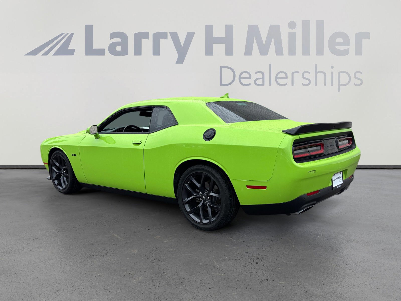 Used 2023 Dodge Challenger R/T w/ Blacktop Package image 3