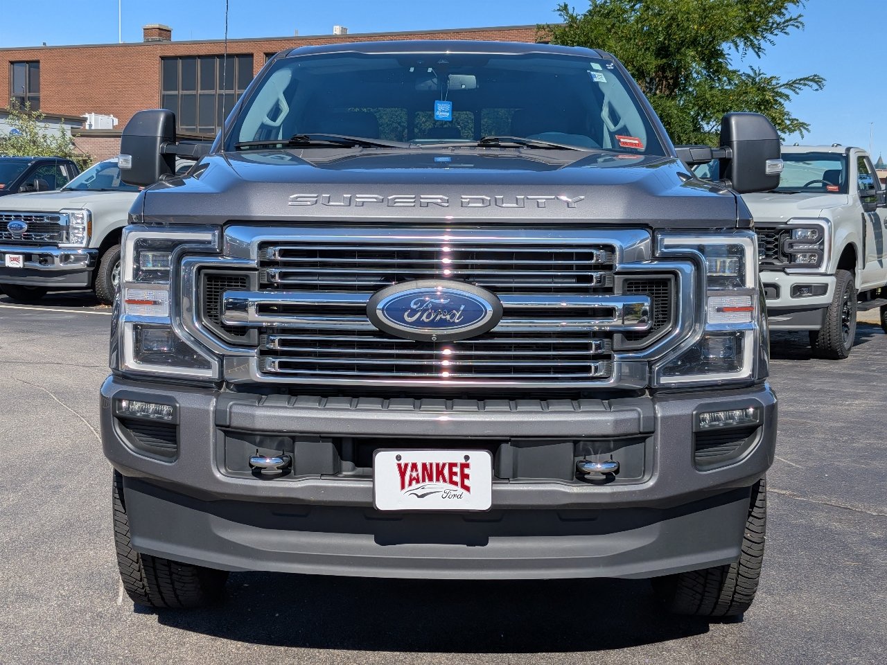 Certified 2022 Ford F250 Limited AWD/4WD image 8