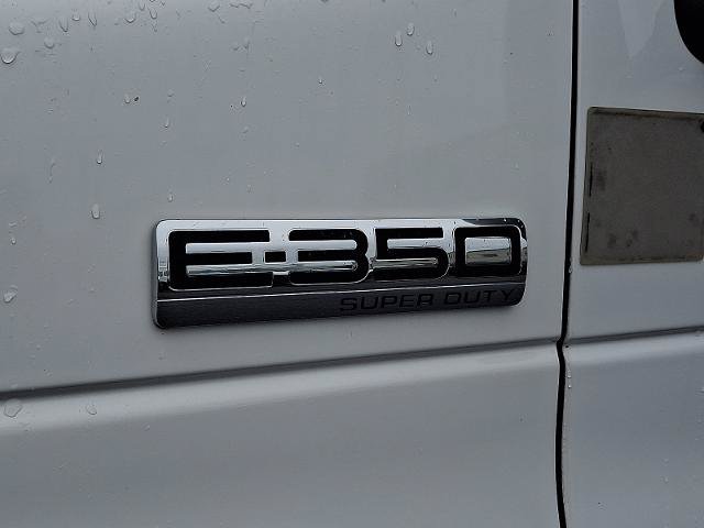 Certified 2021 Ford E-350 and Econoline 350 Super Duty RWD image 24