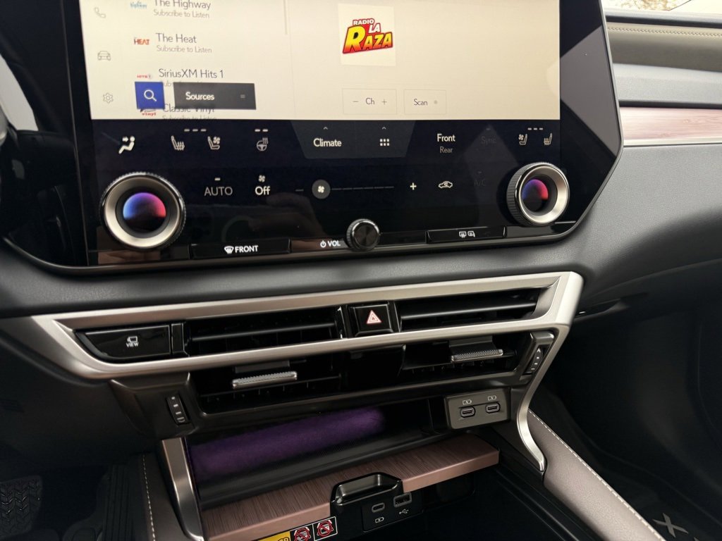 Used 2025 Lexus RX 350 Premium Plus image 18