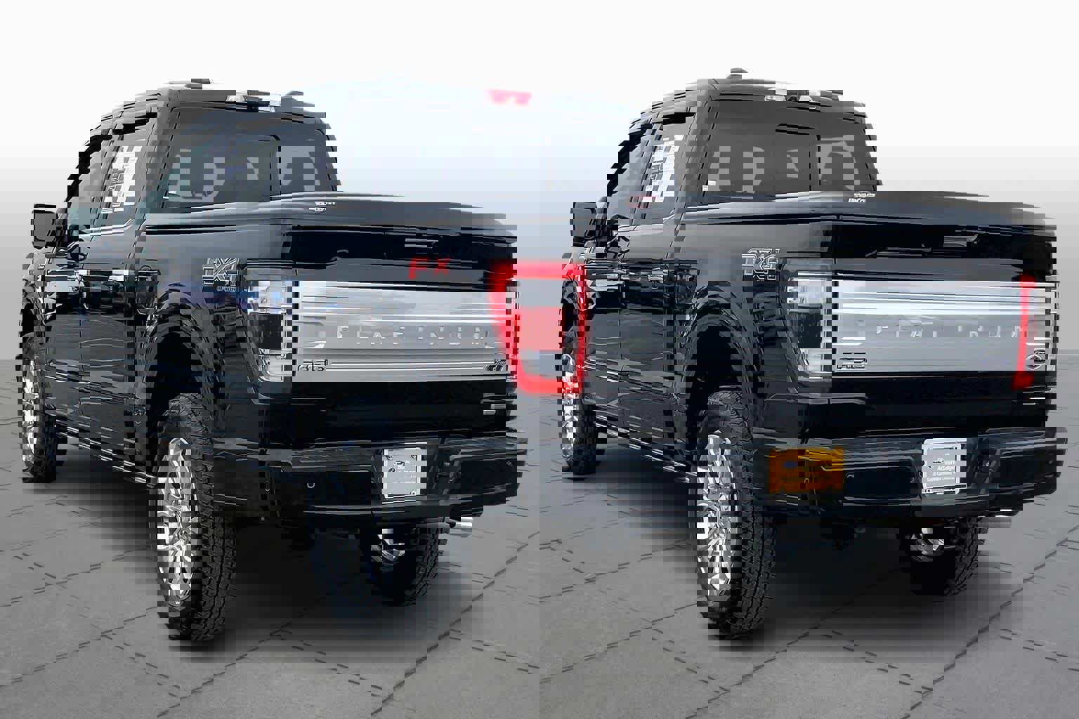 Certified 2022 Ford F150 Platinum w/ Equipment Group 701A High image 4