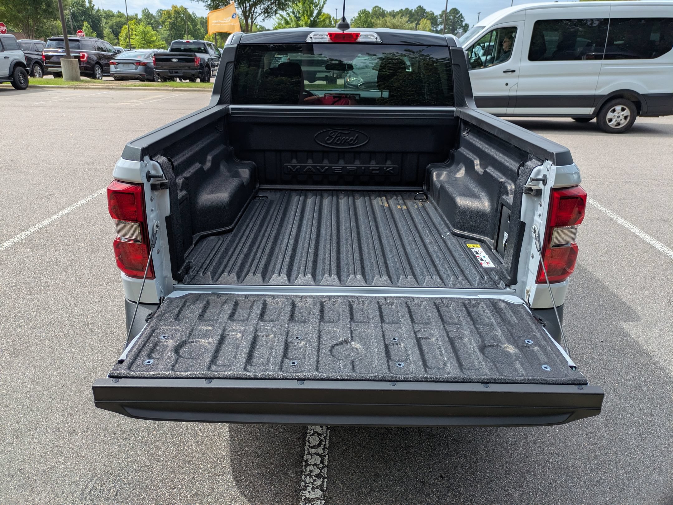 Certified 2025 Ford Maverick XLT AWD/4WD image 34
