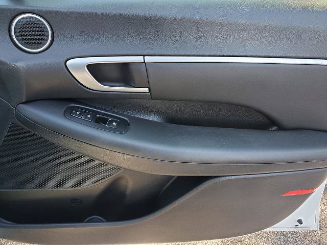 Used 2024 Hyundai Sonata SEL AWD/4WD image 21