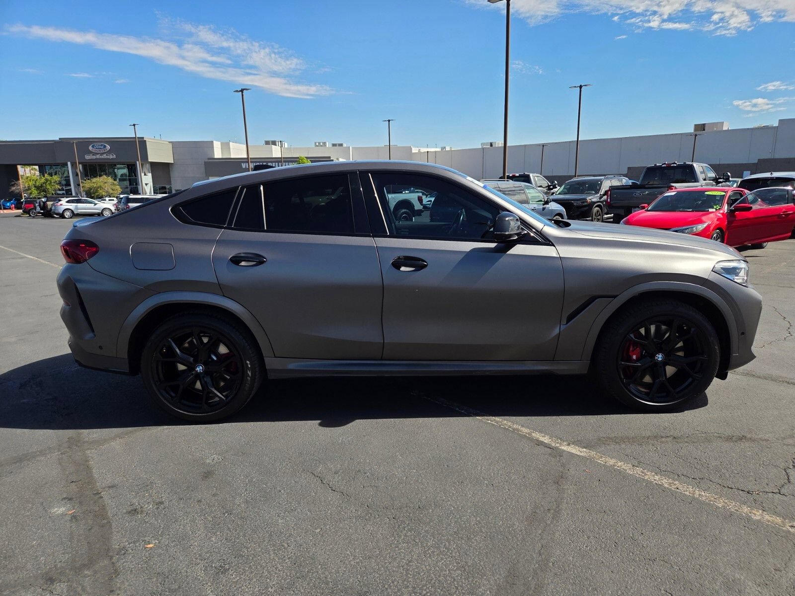 Used 2022 BMW X6 M50i AWD/4WD image 7