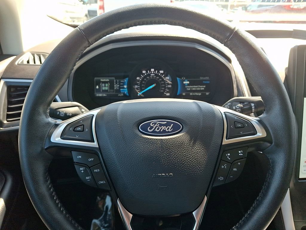 Certified 2024 Ford Edge SEL image 18