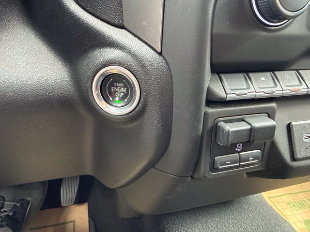Used 2023 Chevrolet Silverado 1500 Custom AWD/4WD image 23
