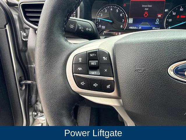 Certified 2023 Ford Explorer XLT w/ Equipment Group 202A RWD image 15