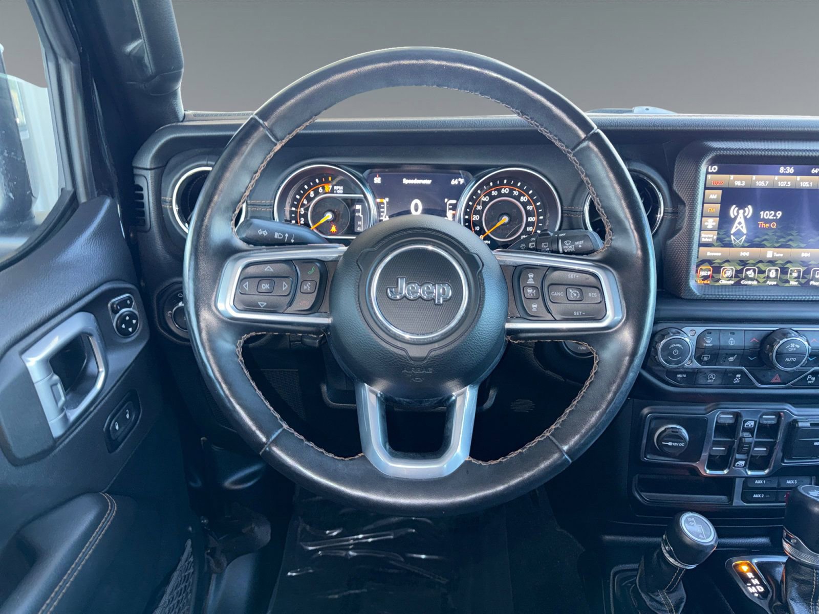 Used 2020 Jeep Wrangler Unlimited Sahara AWD/4WD image 17