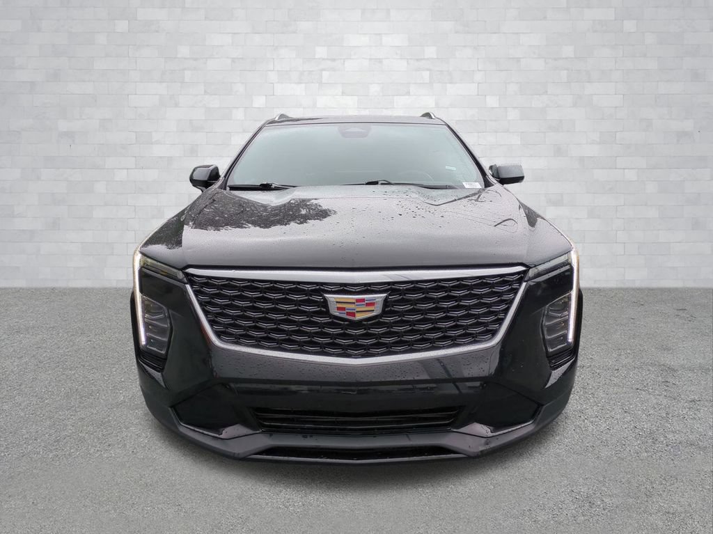 Used 2024 Cadillac XT4 Premium Luxury FWD image 10