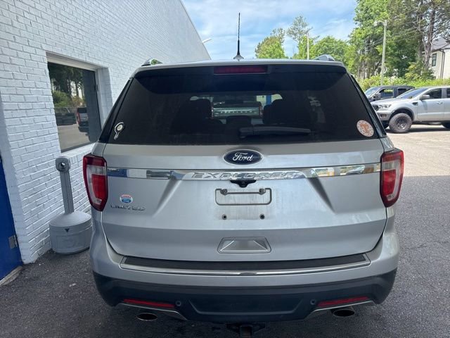 Certified 2018 Ford Explorer Limited FWD image 8