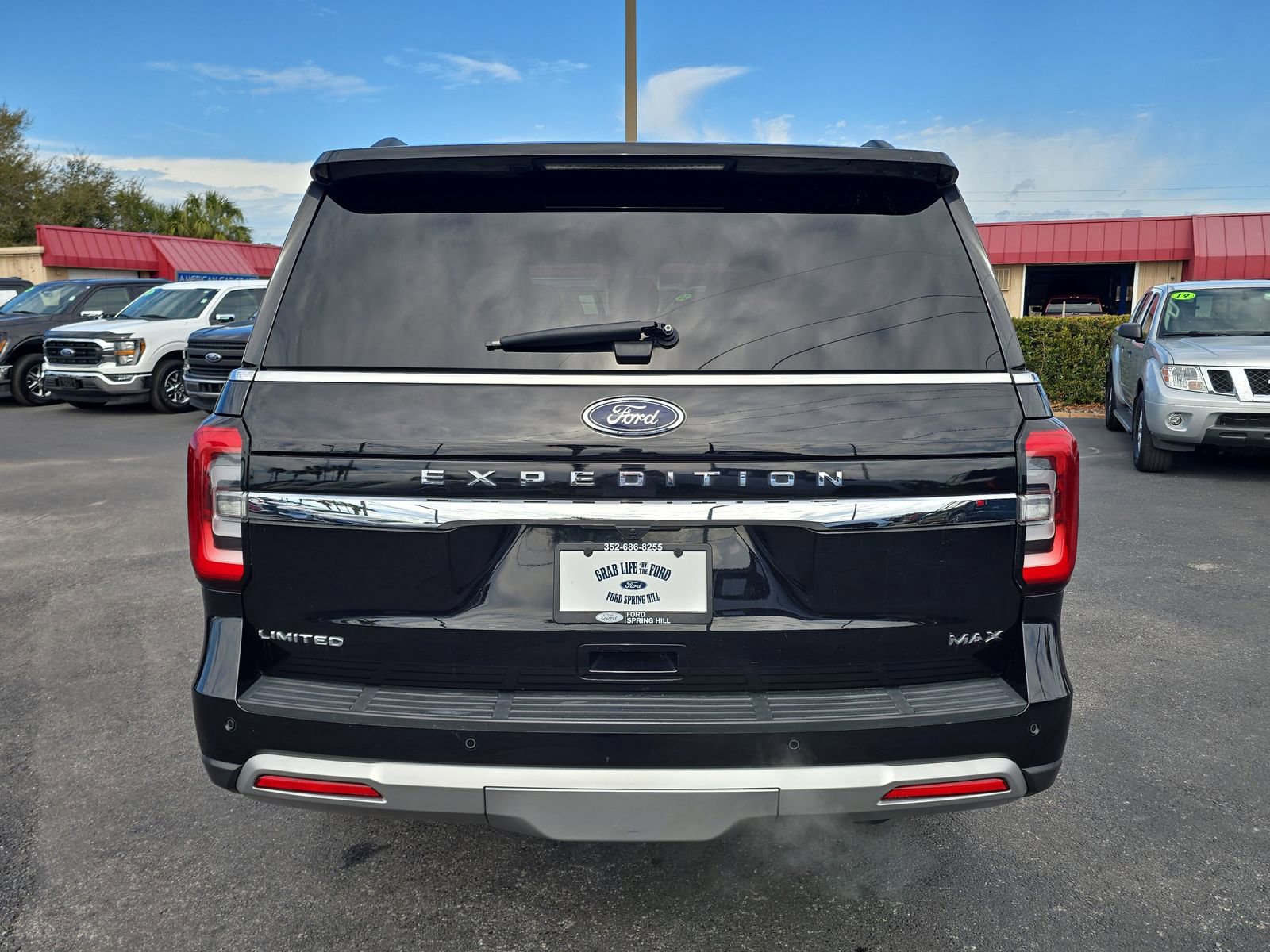 Certified 2023 Ford Expedition Max Limited image 5