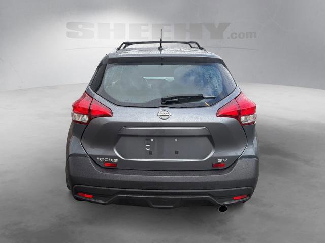 Used 2019 Nissan Kicks SV image 4