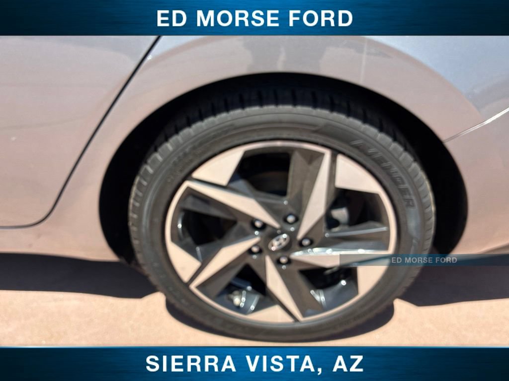 Used 2023 Hyundai Elantra Limited FWD image 38