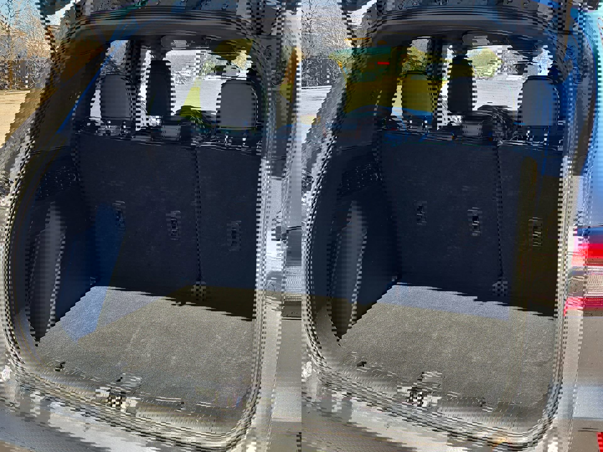 Certified 2025 Ford Escape ST-Line image 22