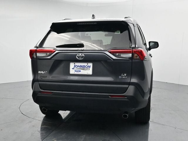 Used 2025 Toyota RAV4 LE AWD/4WD image 7