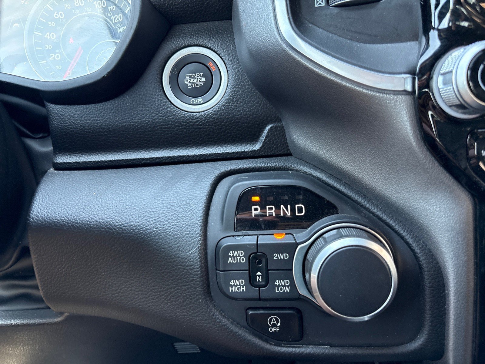 Used 2025 RAM 1500 Big Horn AWD/4WD image 17