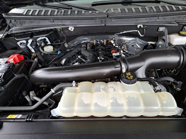 Certified 2024 Ford Expedition Limited image 27