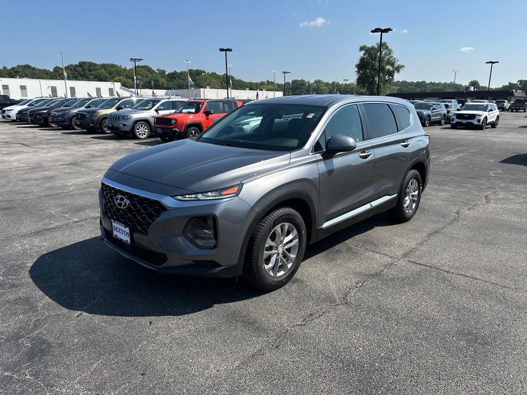 Used 2019 Hyundai Santa Fe SE AWD/4WD image 3
