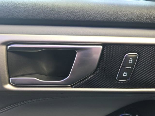 Certified 2023 Ford Explorer XLT w/ Equipment Group 202A image 25