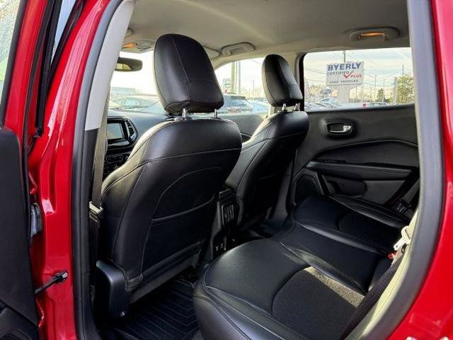 Used 2019 Jeep Compass Latitude AWD/4WD image 15
