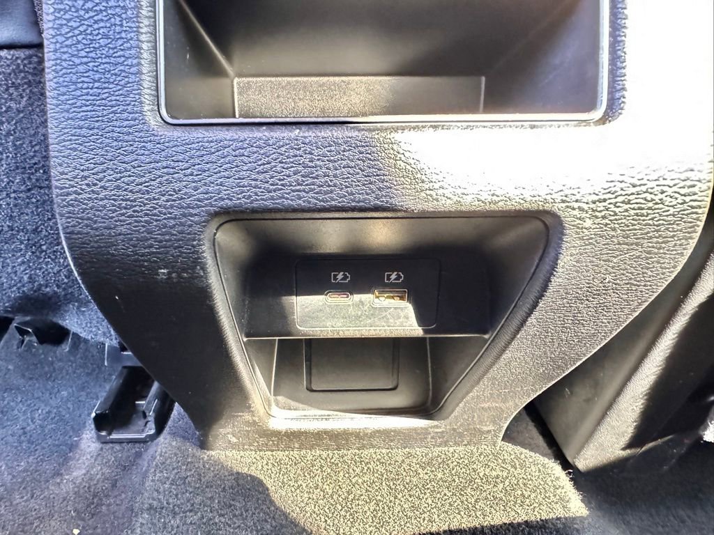 Used 2024 Mitsubishi Outlander SE image 31