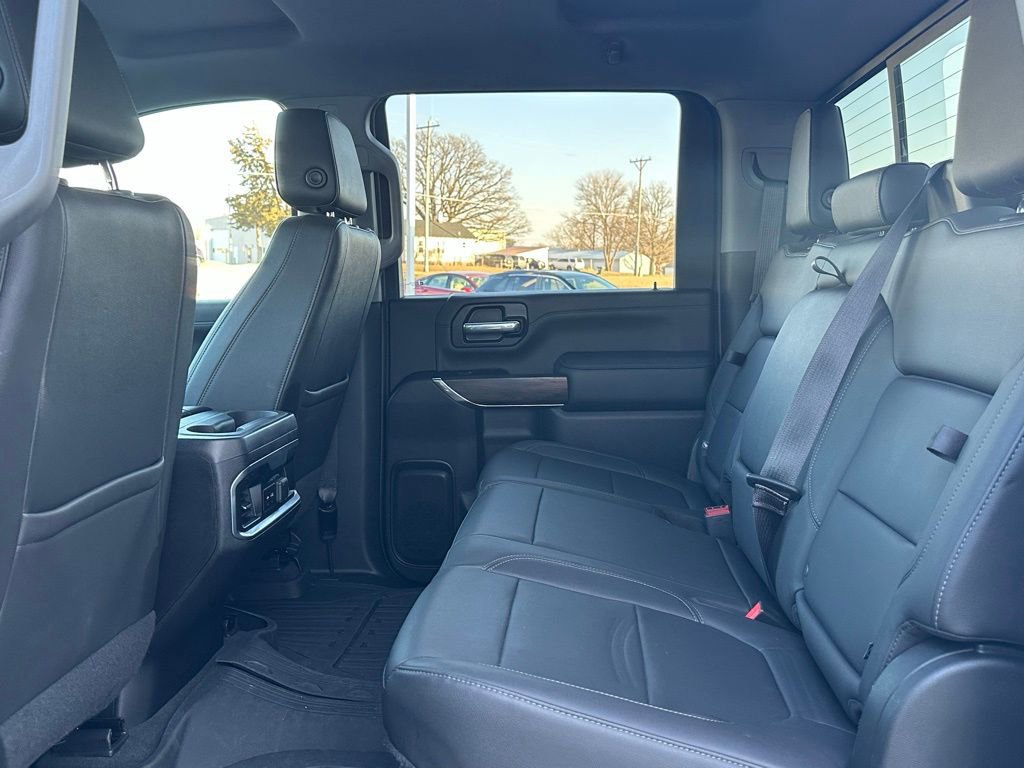 Used 2022 GMC Sierra 2500 SLT w/ SLT Premium Package image 14