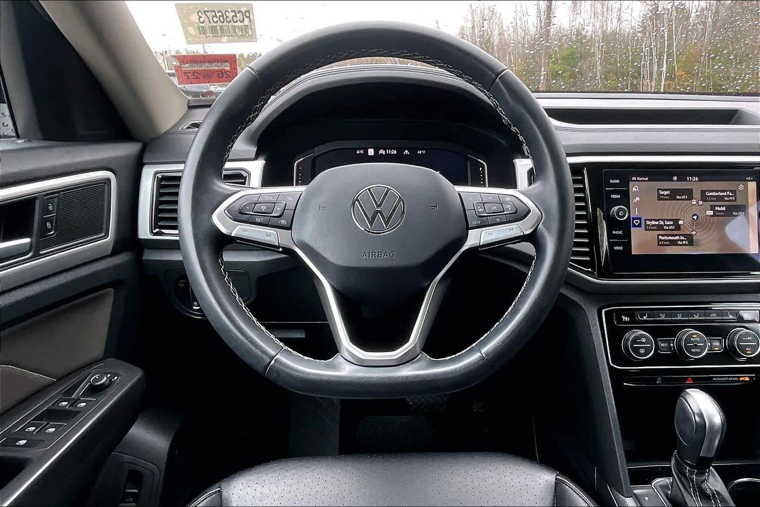 Used 2023 Volkswagen Atlas SEL AWD/4WD image 6
