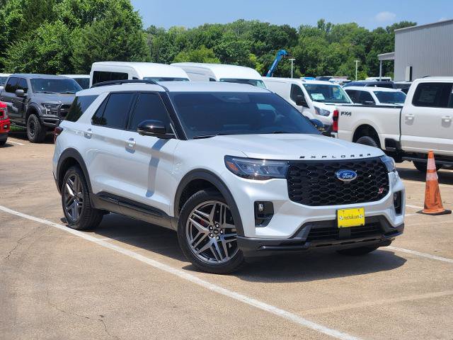 Certified 2026 Ford Explorer ST AWD/4WD image 1