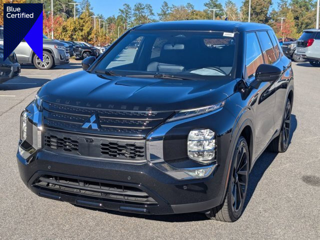 Used 2024 Mitsubishi Outlander SE Black Edition