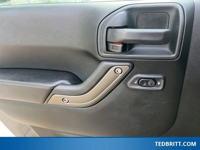 Used 2018 Jeep Wrangler Unlimited Sport image 35