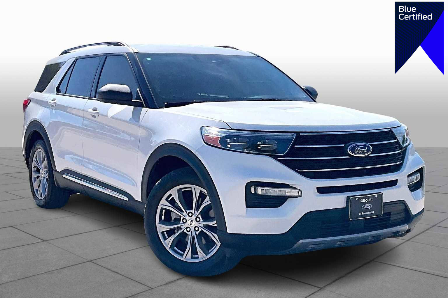 Certified 2022 Ford Explorer XLT w/ Equipment Group 202A
