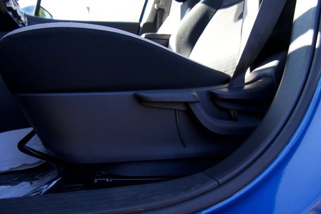 Used 2020 Nissan Versa SV FWD image 23