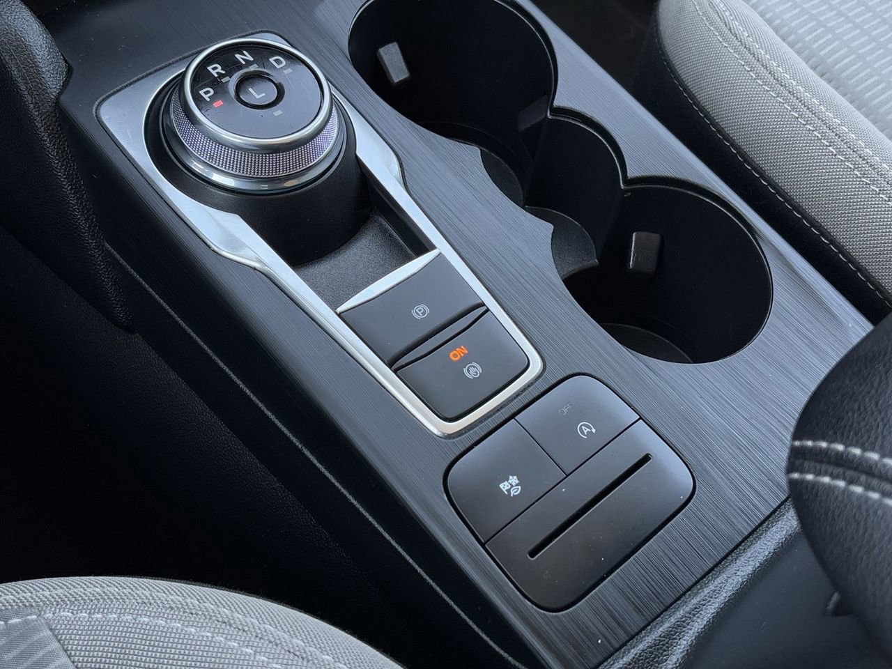 Certified 2022 Ford Escape S AWD/4WD image 18