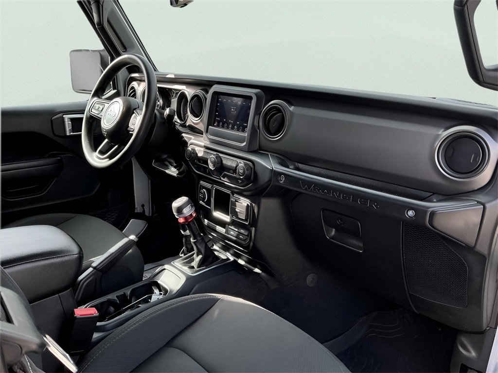 Used 2022 Jeep Wrangler Sport image 19