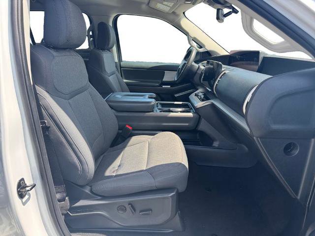 Certified 2025 Ford Expedition Active image 15