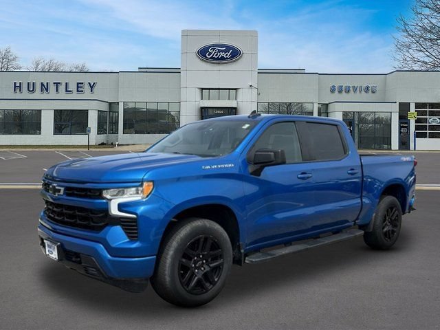 Used 2022 Chevrolet Silverado 1500 RST w/ Max Trailering Package AWD/4WD image 1