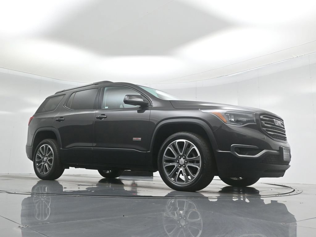 Used 2017 GMC Acadia SLT image 2