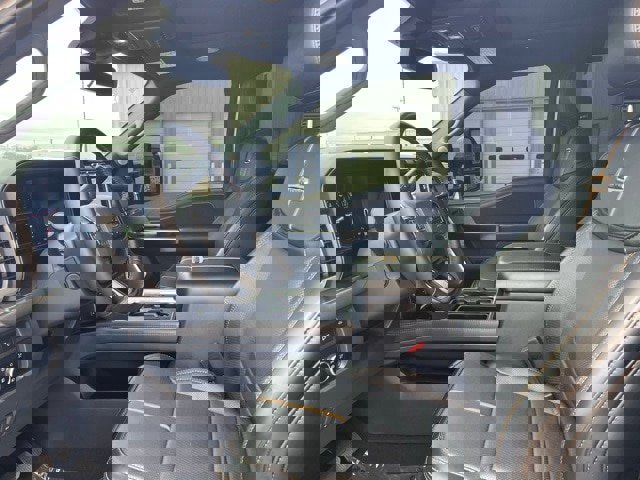 Certified 2024 Ford F250 Platinum image 7