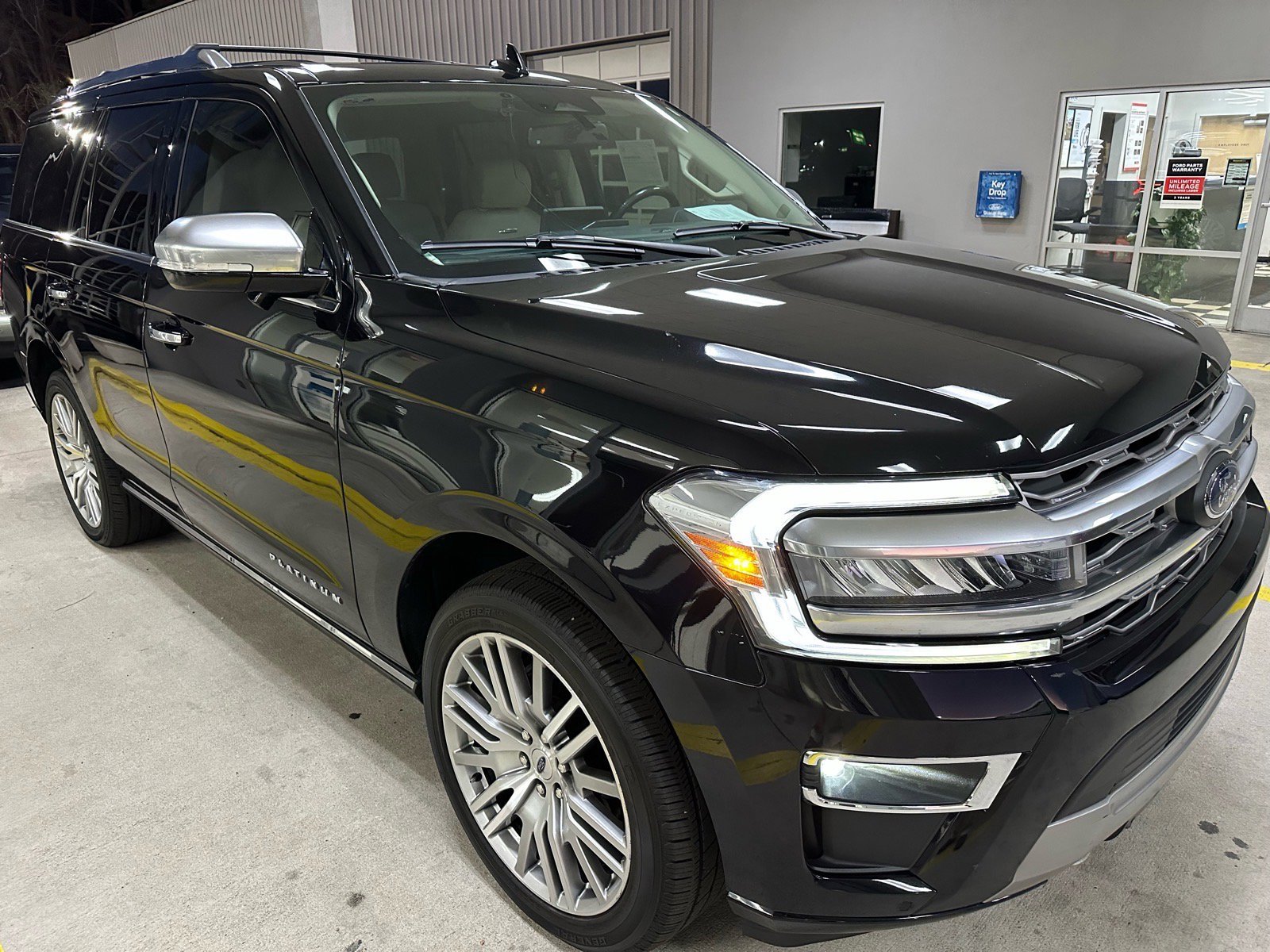 Certified 2023 Ford Expedition Platinum image 6