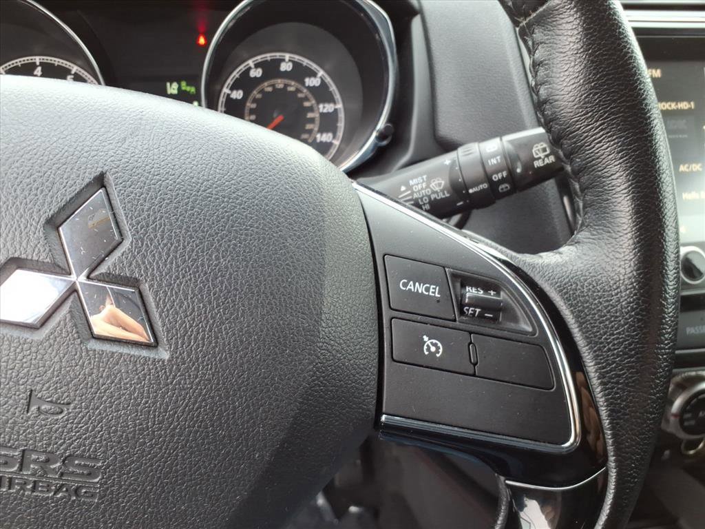 Used 2024 Mitsubishi Outlander Sport SE image 16