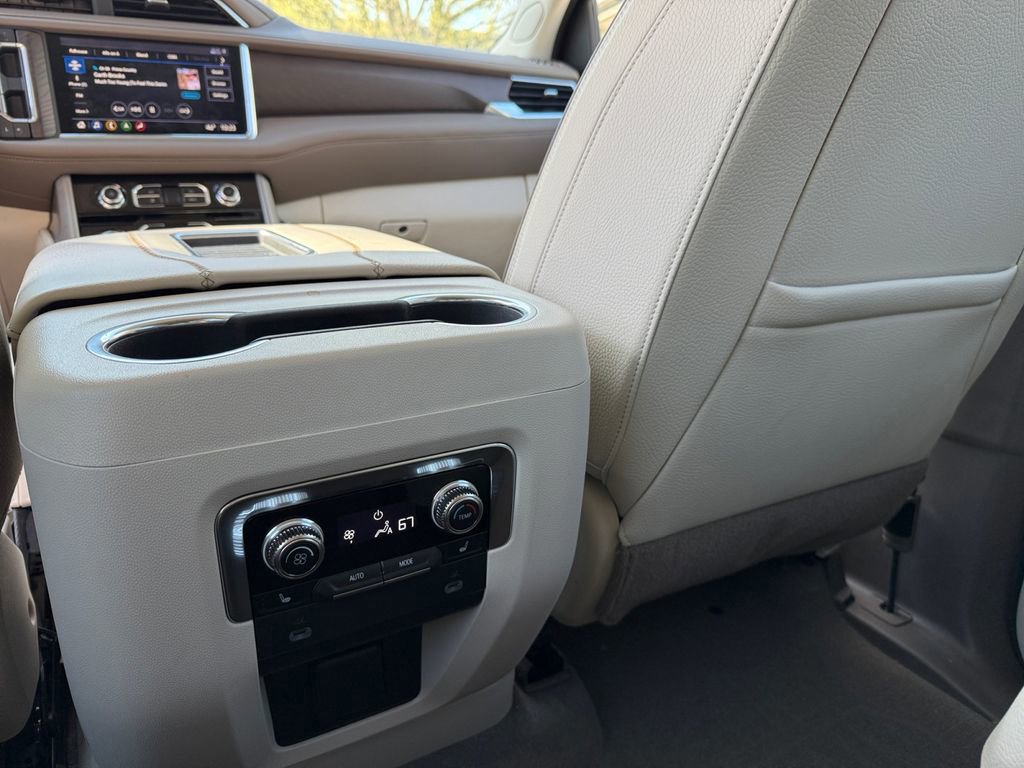 Used 2021 GMC Yukon XL Denali w/ Advanced Technology Package image 23