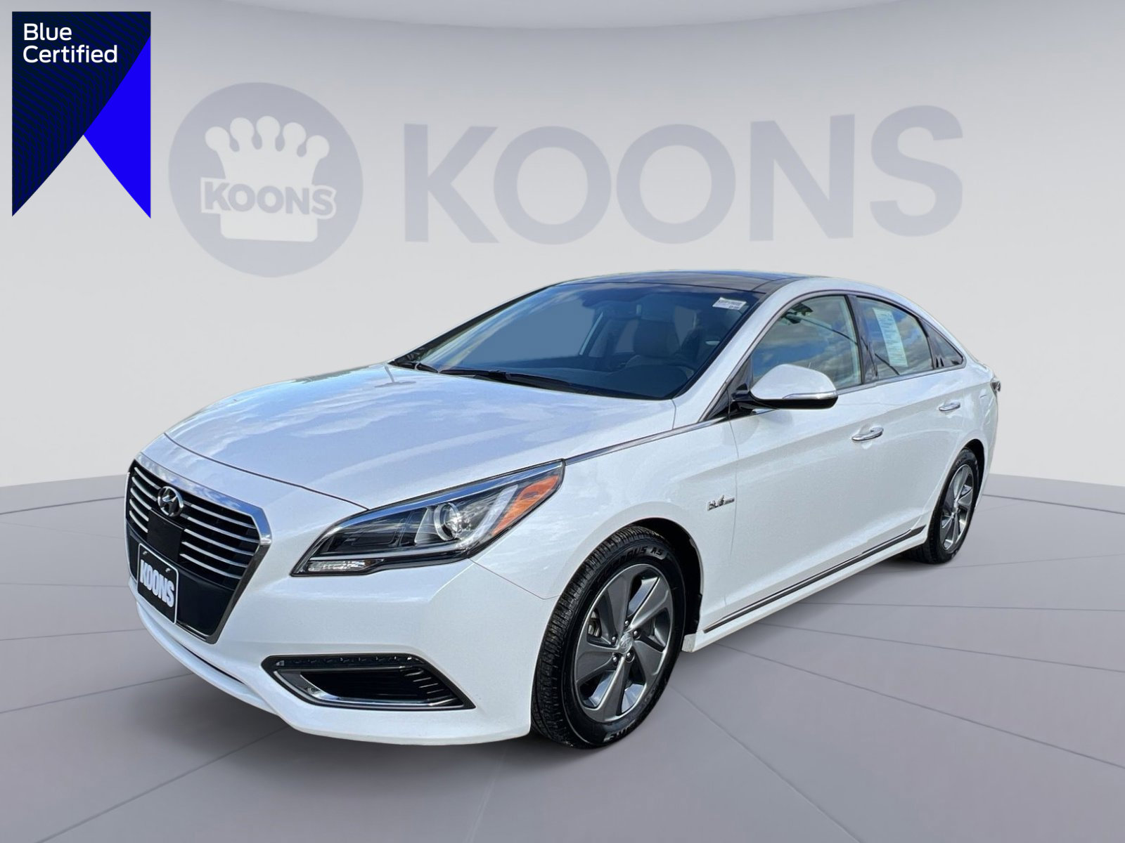 Used 2017 Hyundai Sonata Limited w/ Ultimate Package 02