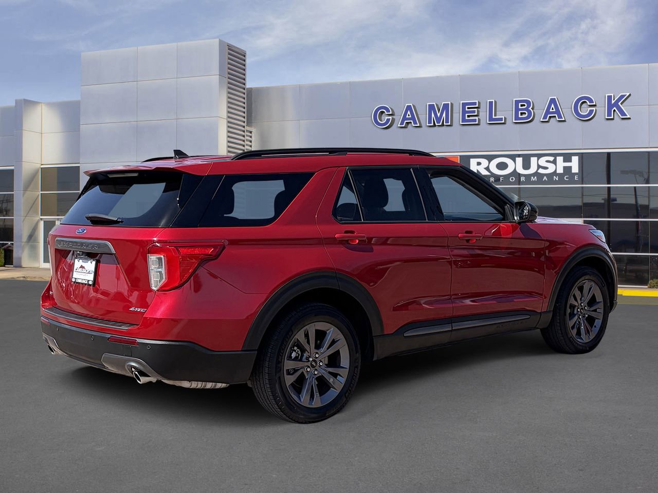 Certified 2023 Ford Explorer XLT w/ Equipment Group 202A AWD/4WD image 6