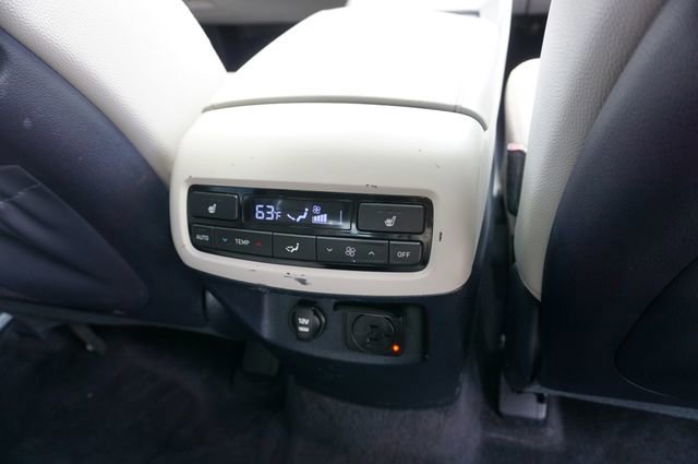 Used 2020 Hyundai Palisade SEL w/ Premium Package FWD image 24