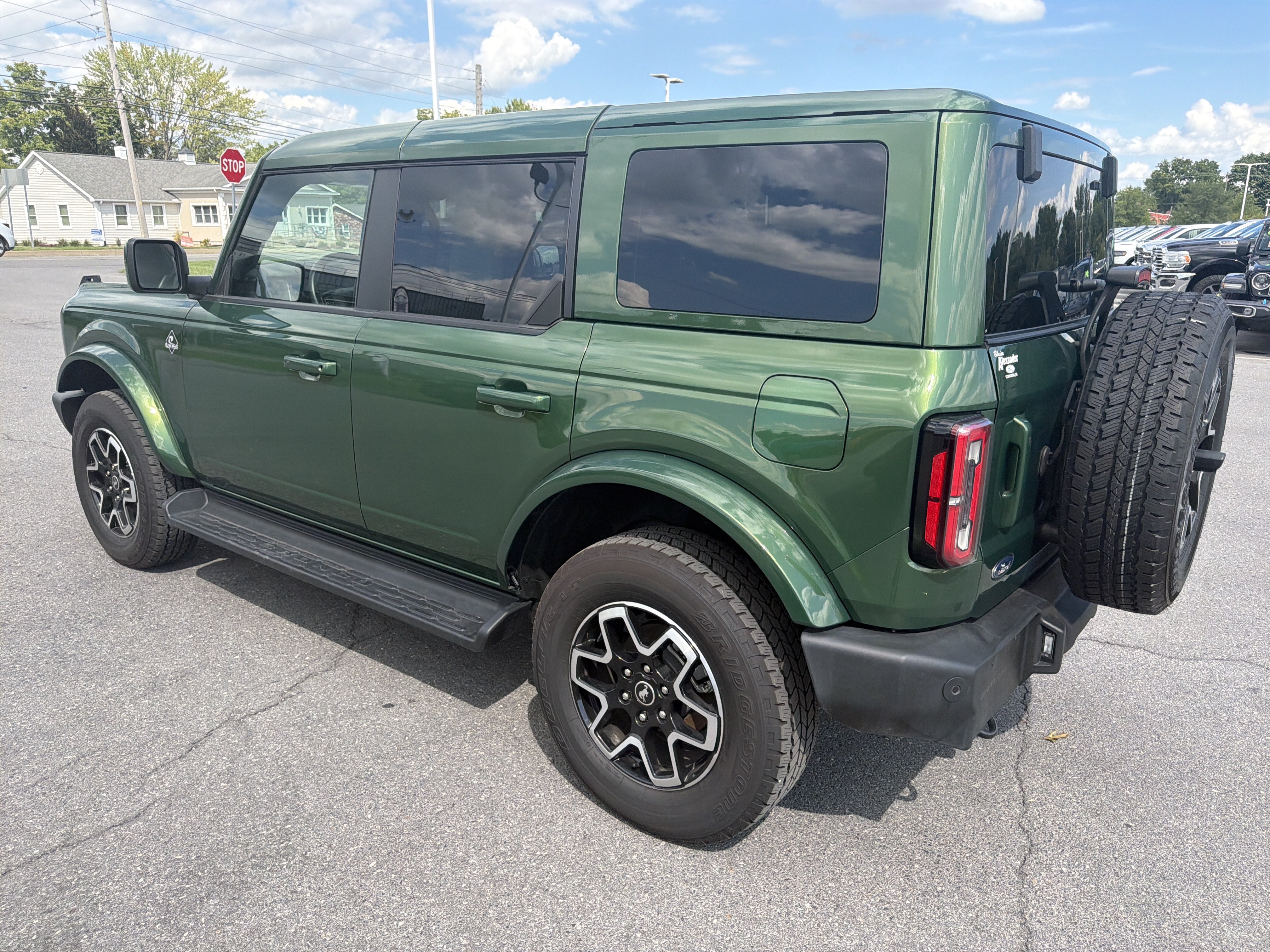 Certified 2025 Ford Bronco Outer Banks AWD/4WD image 6
